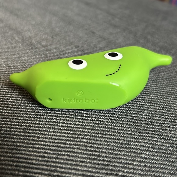 Peas in a pod figurine - Picture 3 of 4